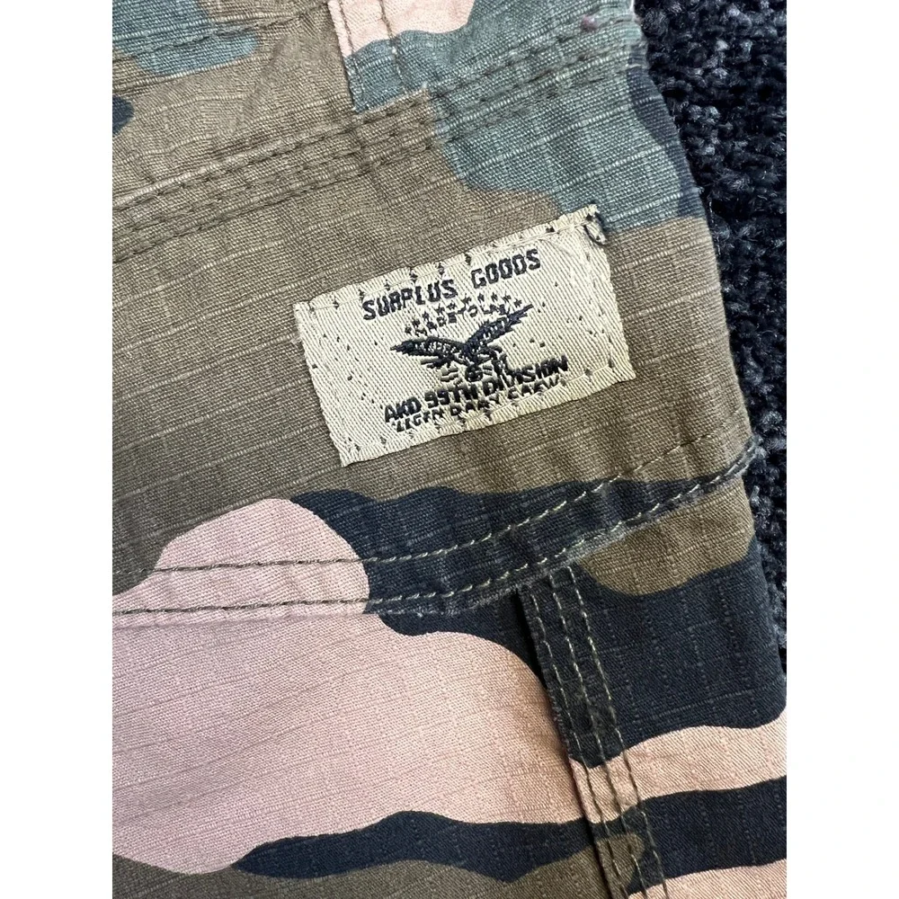 Akademiks‎ Camo Cargo Shorts Mens Size 34 Surplus Goods AKD 55TH Division